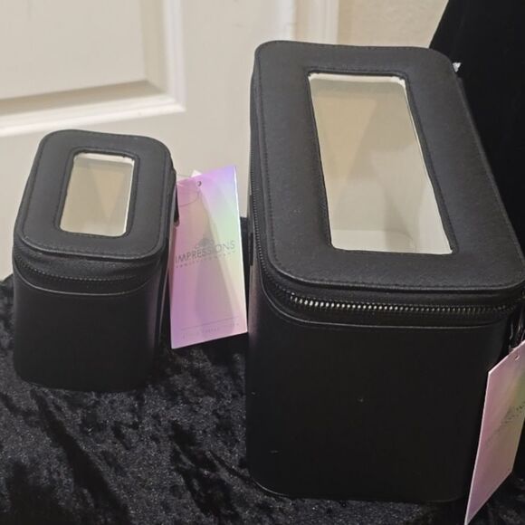 Impressions Cyprus Essentials 2-PC Case Set- Black - Picture 11 of 12